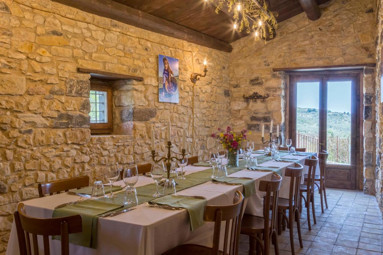 Masseria Fortificata Lo Zafferaneto Buccheri Zewnętrze zdjęcie