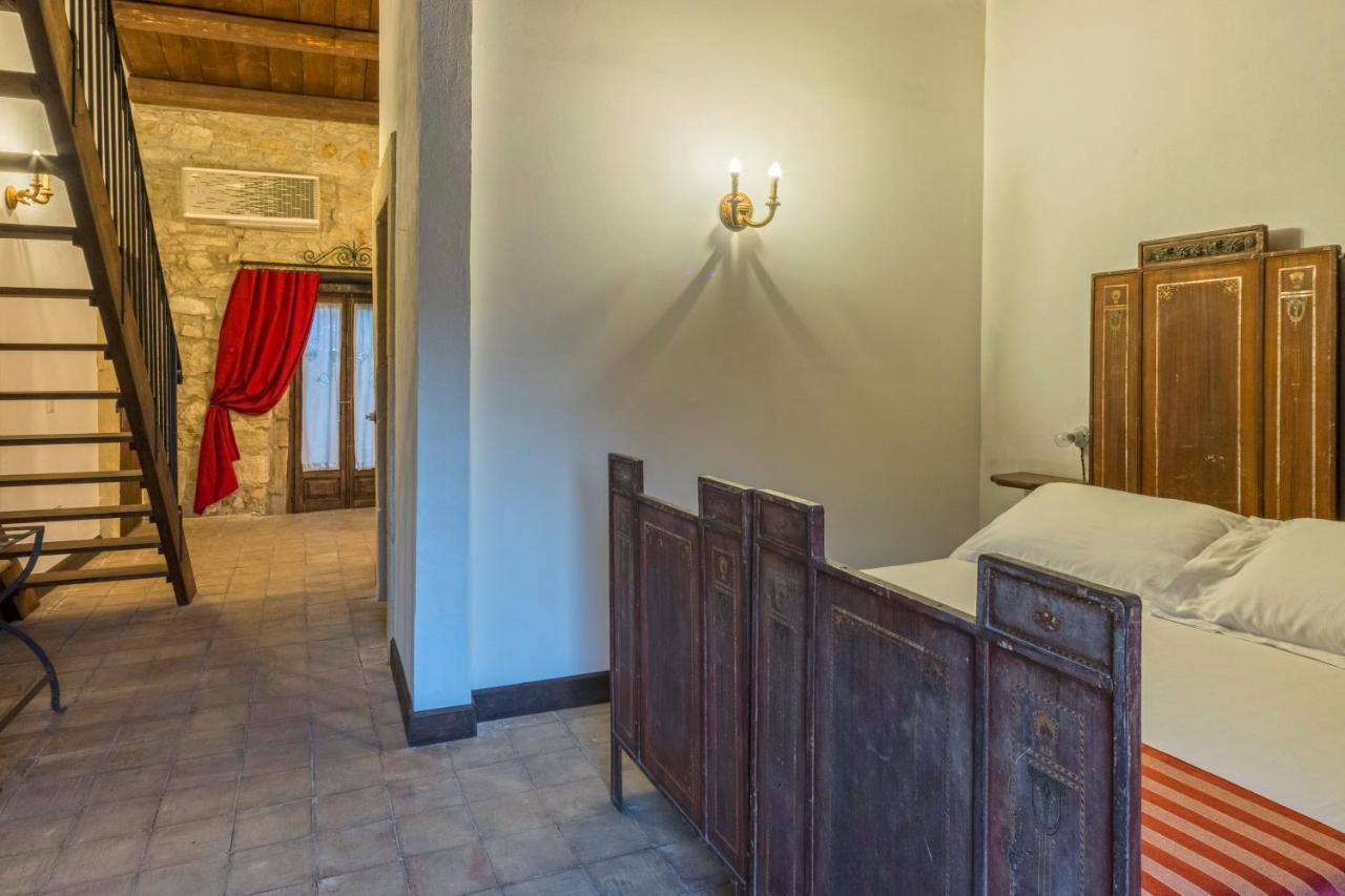 Masseria Fortificata Lo Zafferaneto Buccheri Zewnętrze zdjęcie