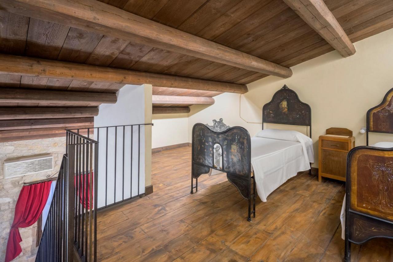 Masseria Fortificata Lo Zafferaneto Buccheri Zewnętrze zdjęcie